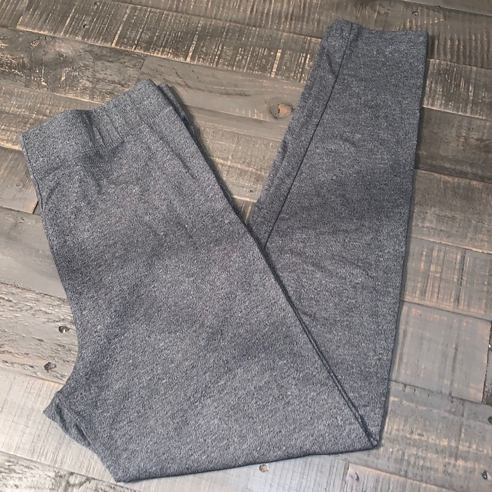 Final Sale Forever 21 Womens Gray Heathered Knit Leggings Large Charcoal